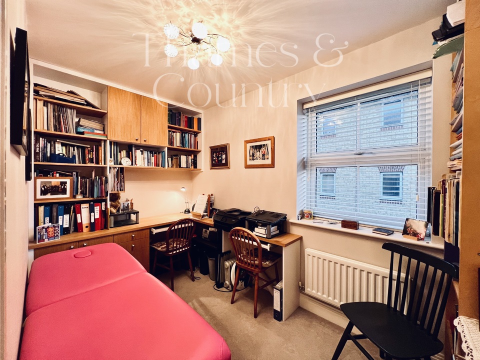 4 bed semi-detached house for sale in Cutlers Close, Maidenhead  - Property Image 28