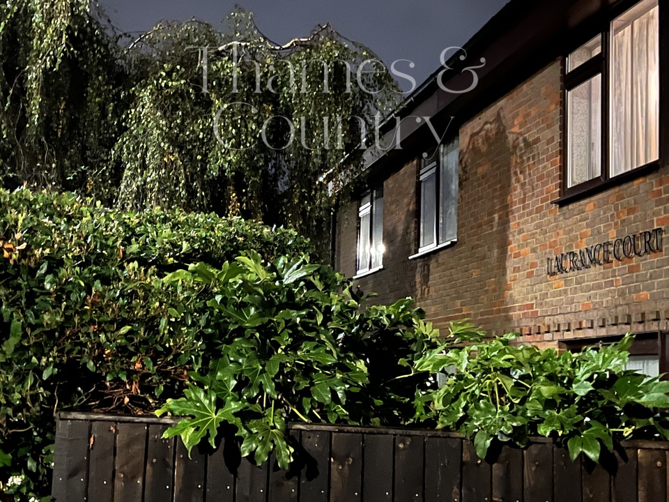 2 bed apartment for sale in Dean Street, Marlow  - Property Image 31