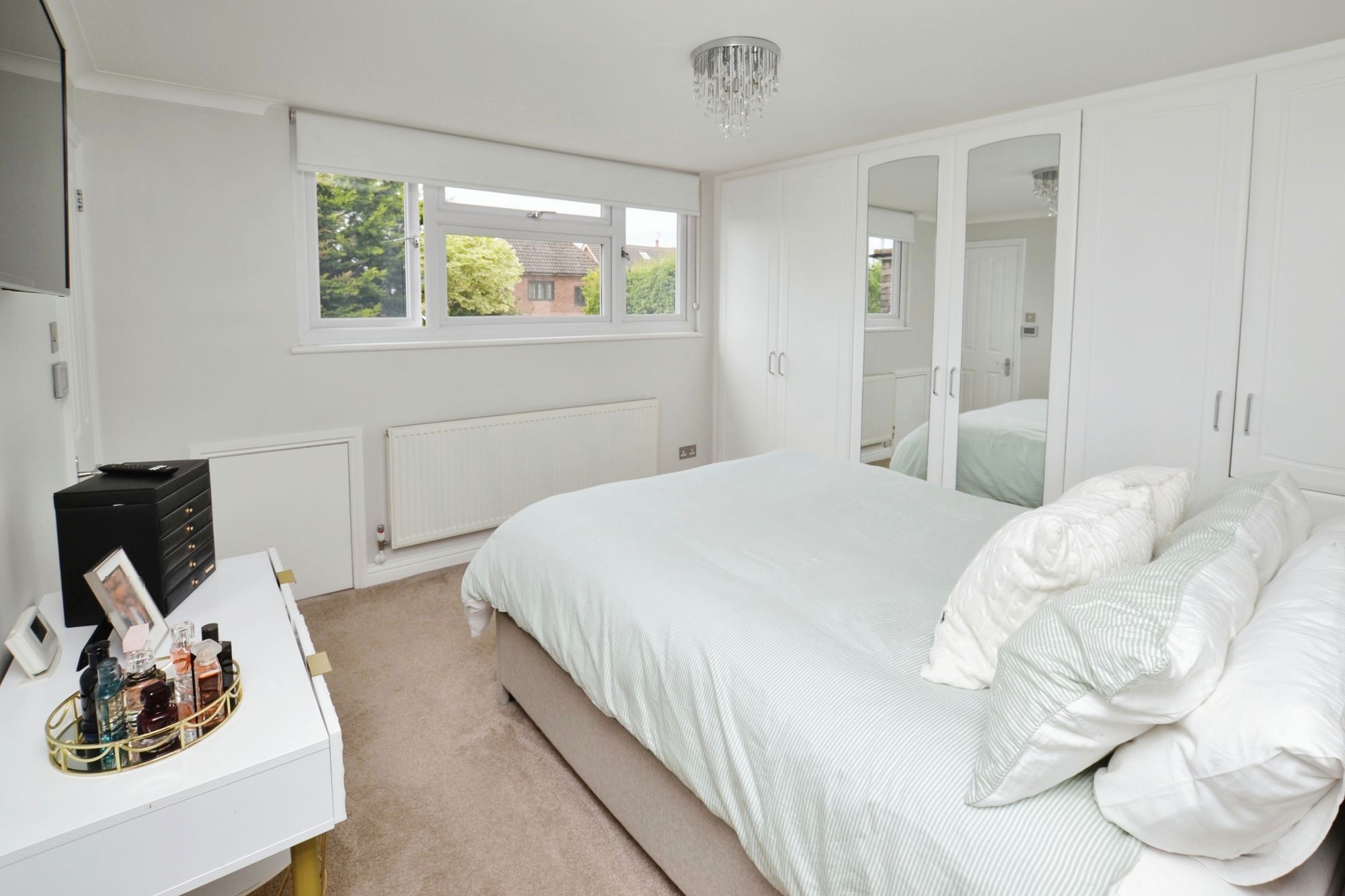 3 bed house for sale in Fen Close, Upminster  - Property Image 13