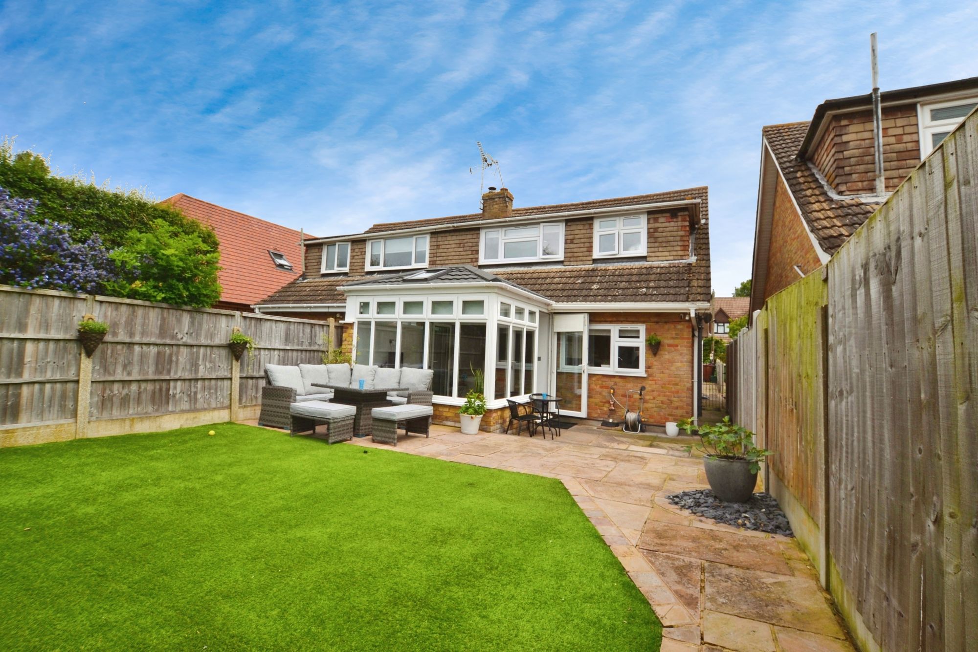 3 bed house for sale in Fen Close, Upminster  - Property Image 21