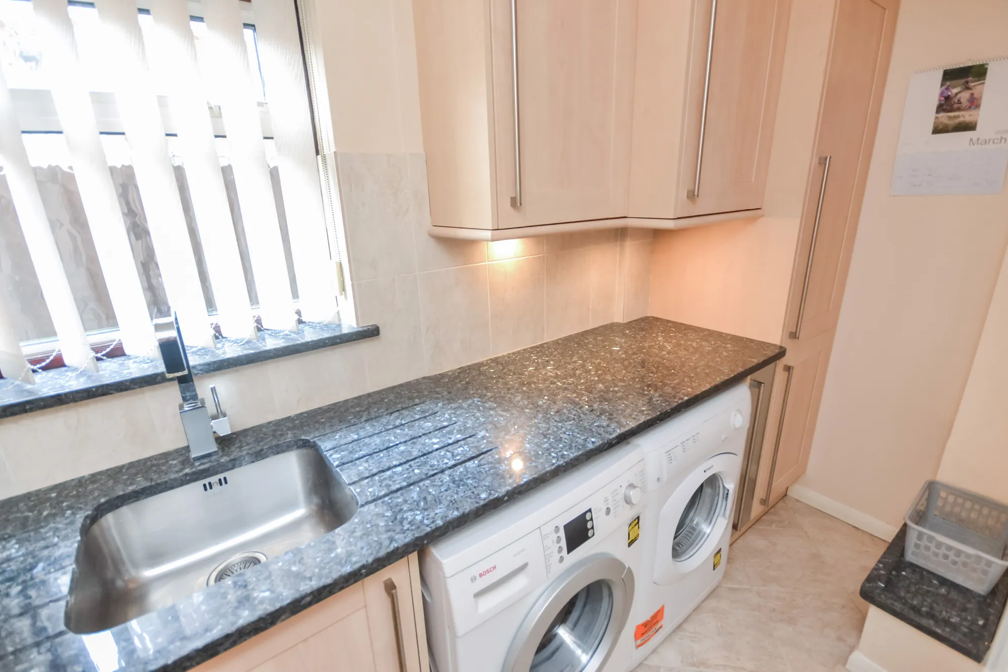4 bed semi-detached house for sale in Tennyson Avenue, Grays  - Property Image 13
