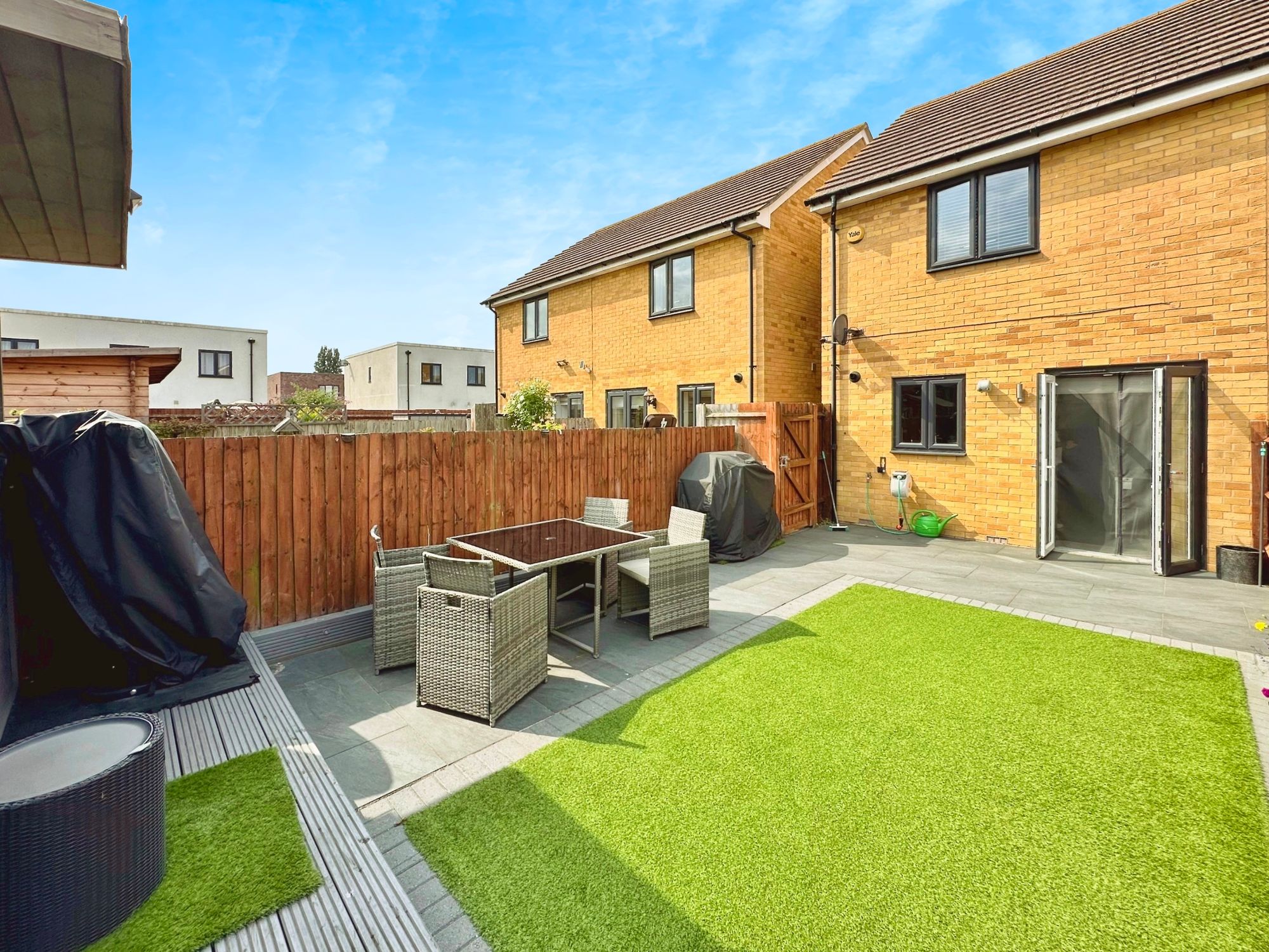 2 bed house for sale in Sanderling Close, Tilbury  - Property Image 16