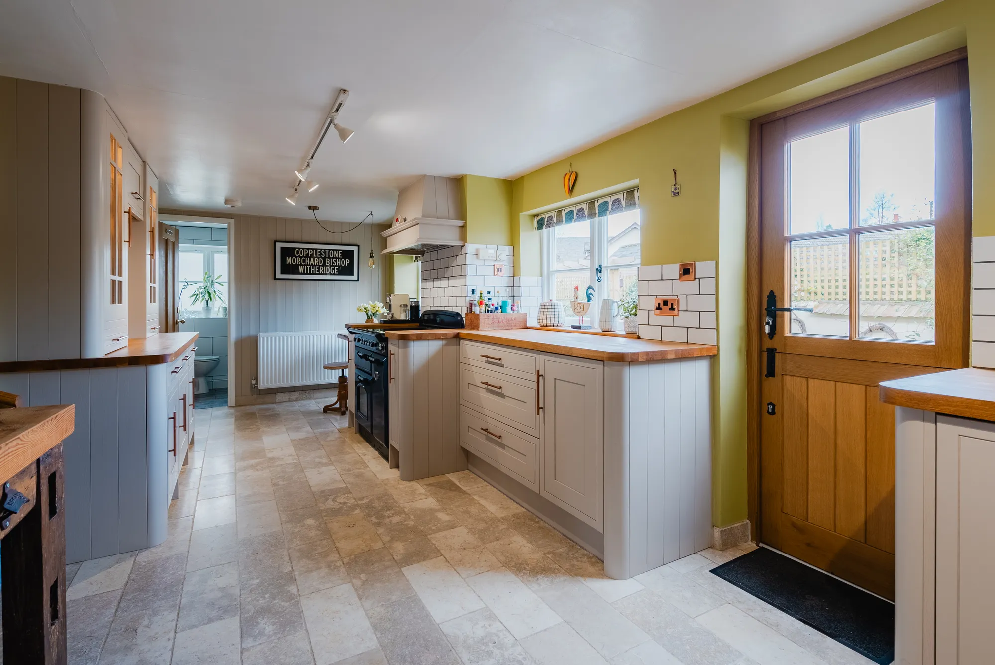 4 bed terraced house for sale in Fore Street, Crediton  - Property Image 6