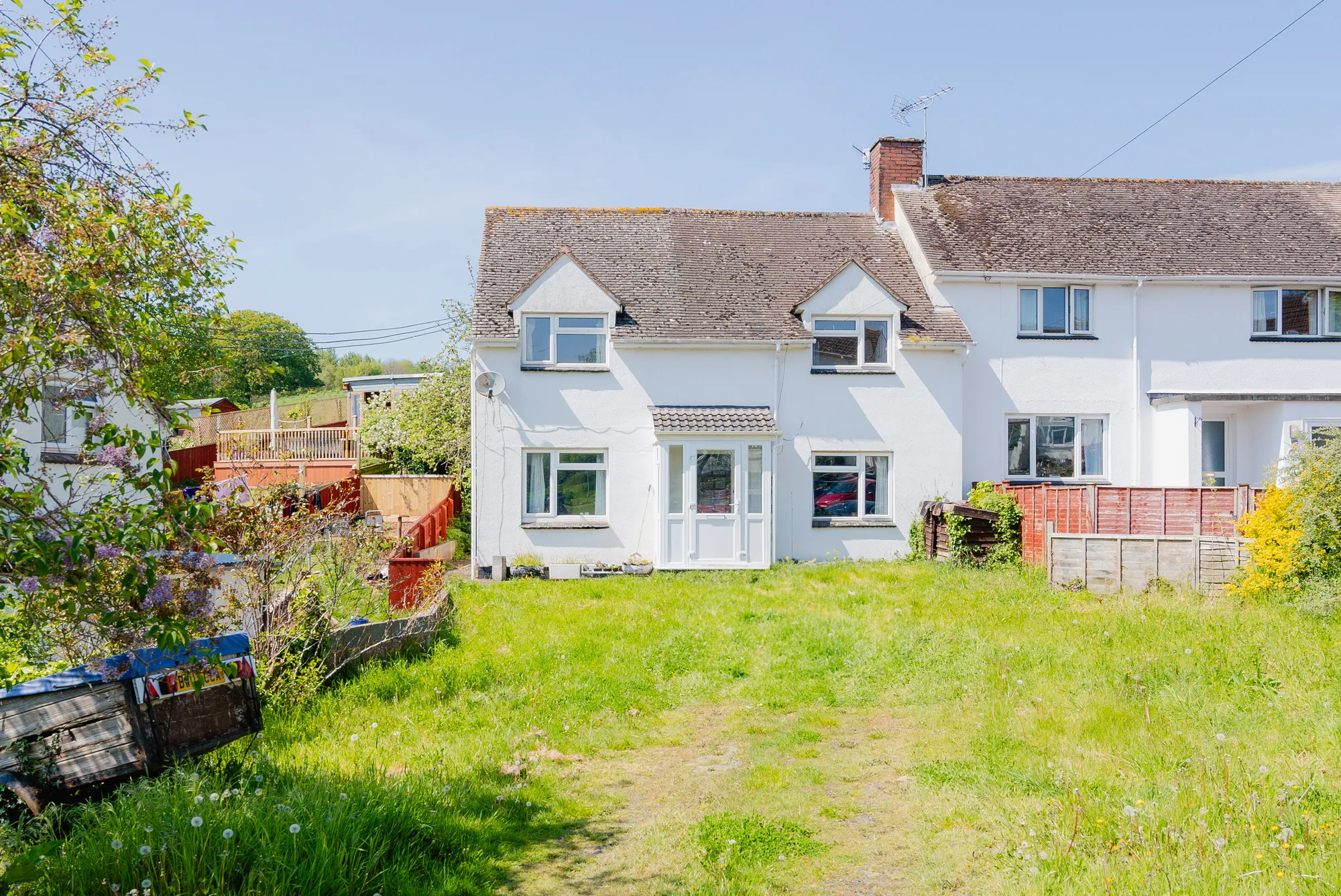 3 bed end of terrace house for sale in Crofts Estate, Crediton  - Property Image 1