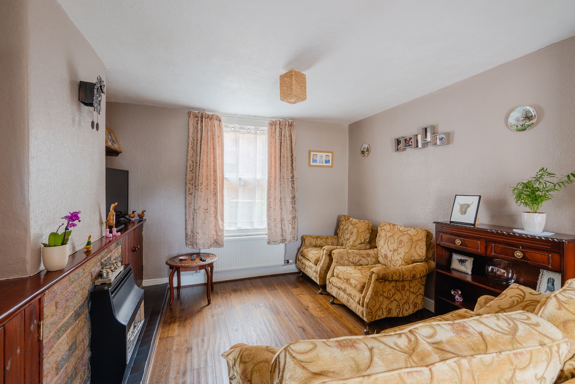 4 bed end of terrace house for sale in Mill Street, Crediton  - Property Image 3