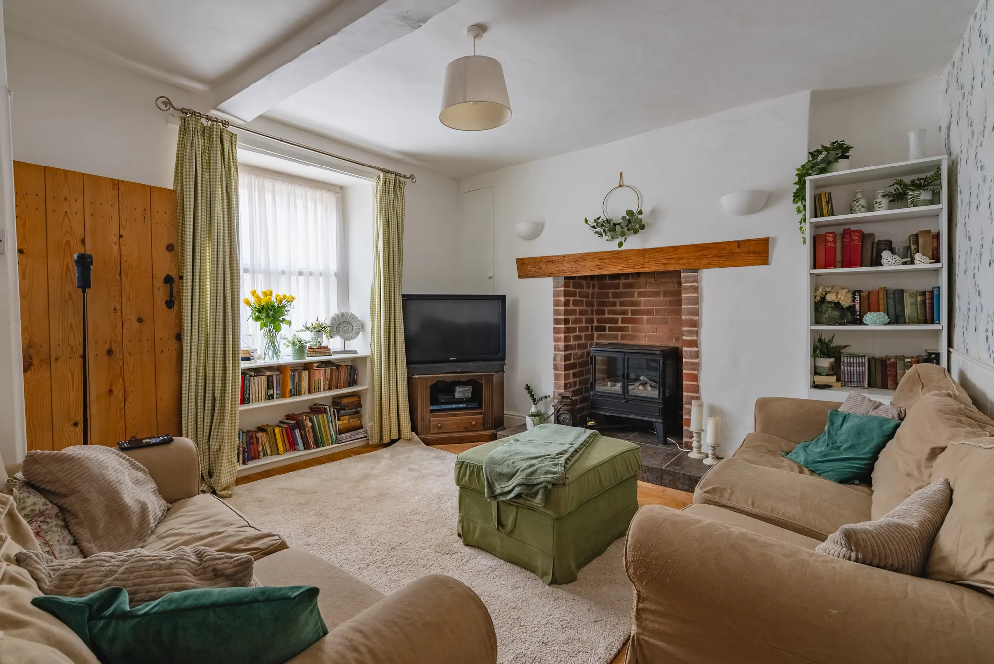 3 bed terraced house for sale in High Street, Crediton  - Property Image 3