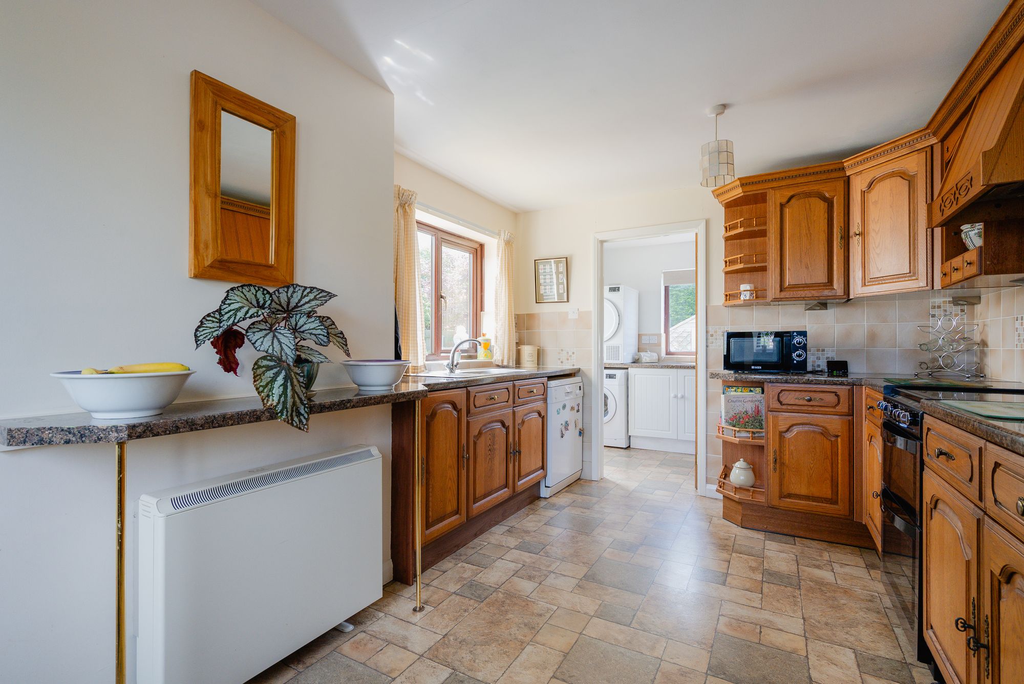 3 bed detached house for sale in Nymet Avenue, Crediton  - Property Image 9