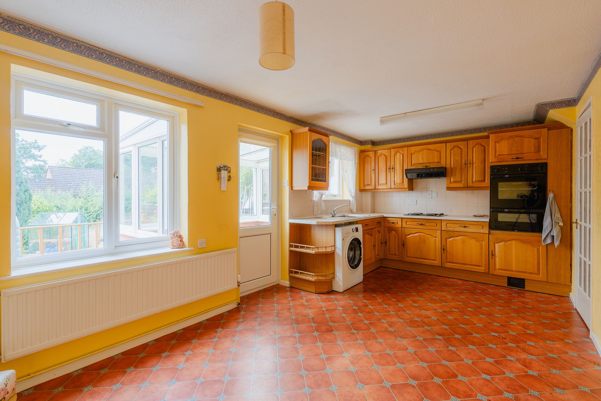 2 bed mid-terraced house for sale in Beech Park, Crediton  - Property Image 6