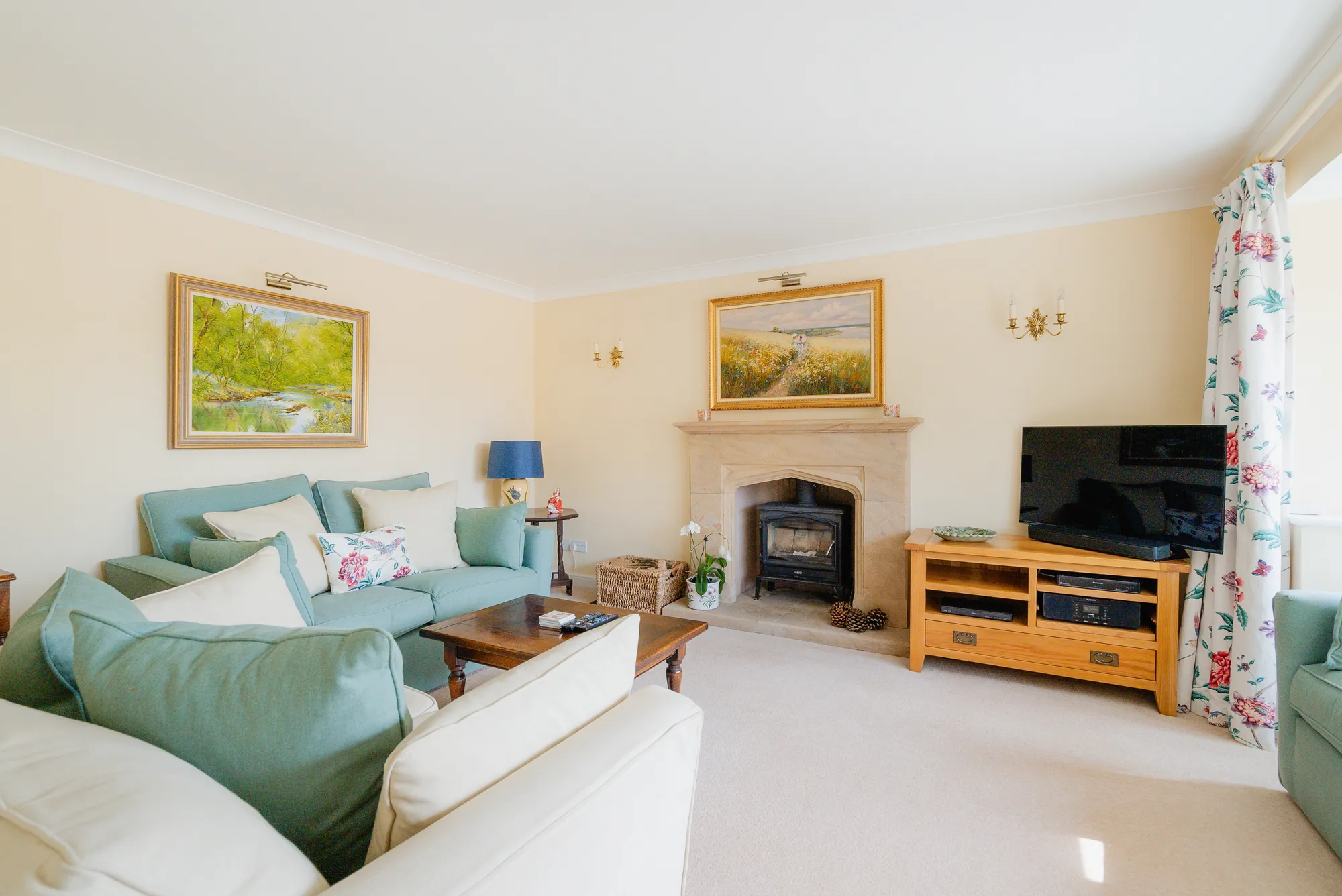 3 bed detached house for sale in Union Hill, Crediton  - Property Image 6