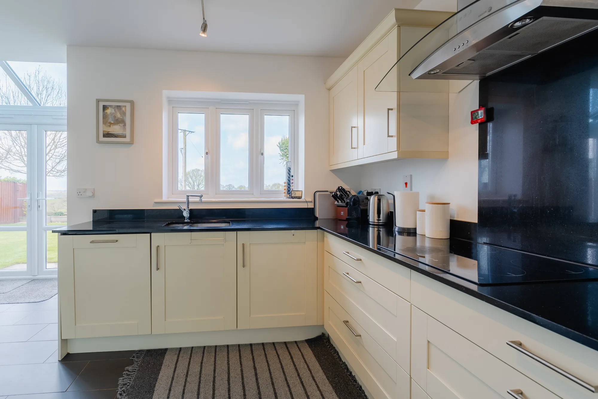 4 bed detached house for sale in Chapel Park, Crediton  - Property Image 6