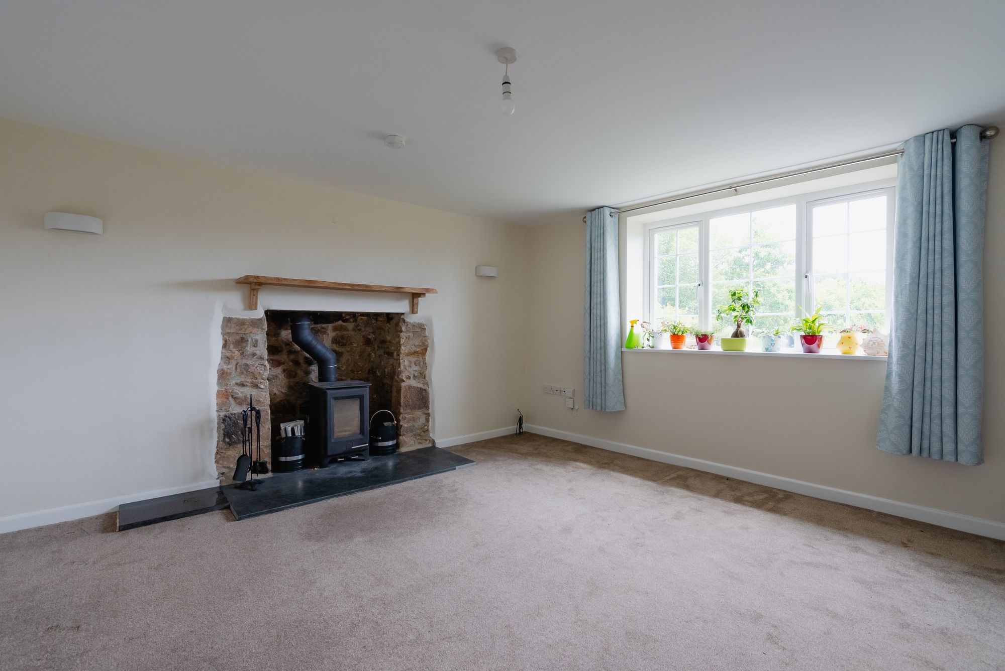 4 bed semi-detached house to rent in Sandford, Crediton  - Property Image 3