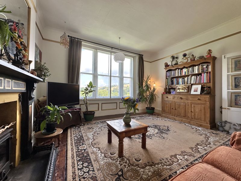 3 bed flat for sale in 11 Old Totnes Road, Buckfastleigh  - Property Image 1