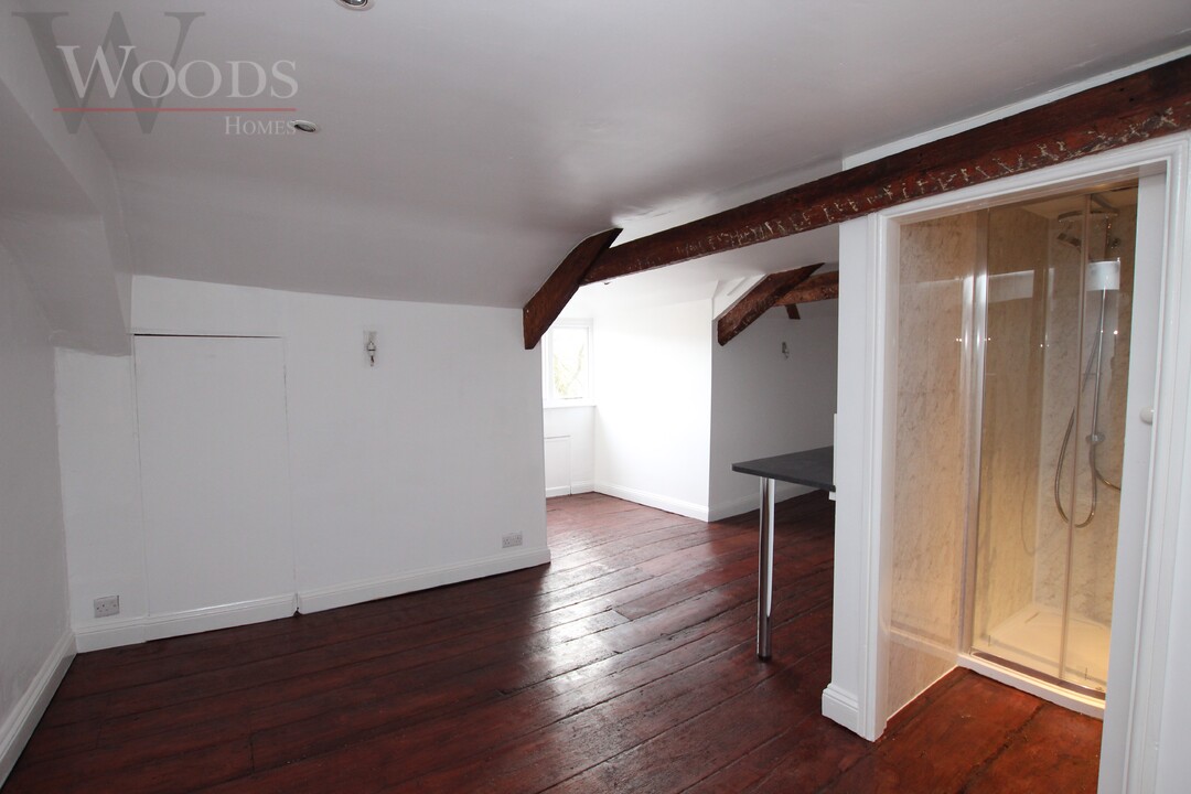 2 bed apartment for sale, Totnes  - Property Image 3