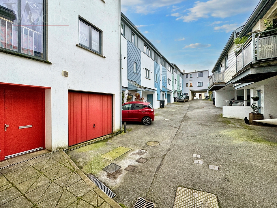 2 bed for sale in Leechwell Court, Totnes  - Property Image 9