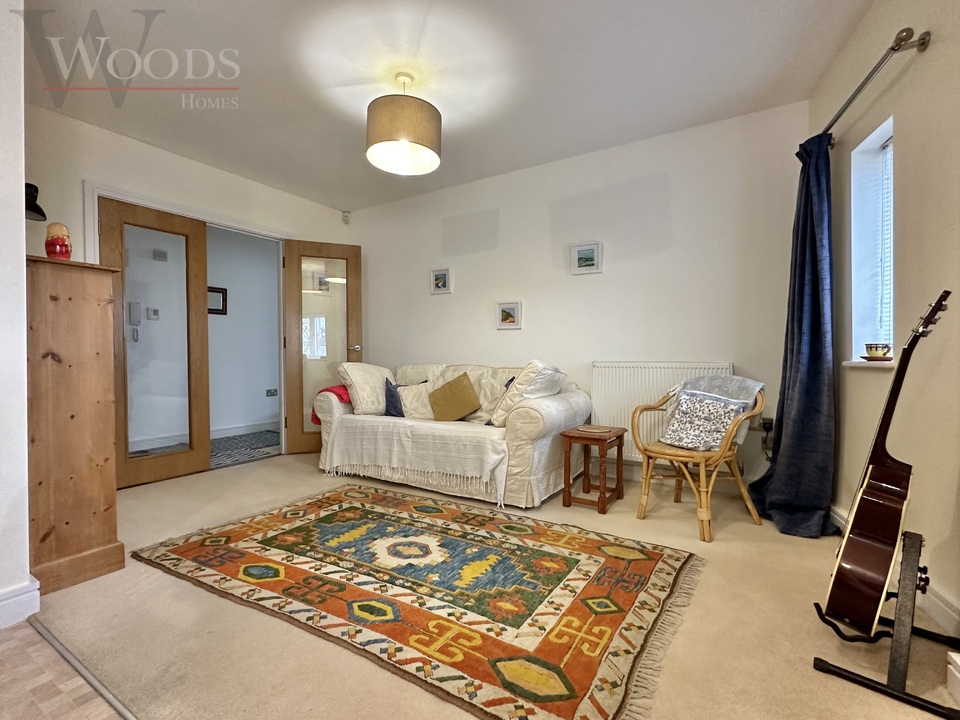 2 bed for sale in Leechwell Court, Totnes  - Property Image 4