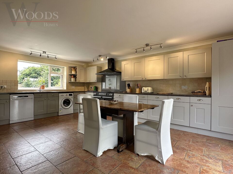 4 bed detached bungalow for sale in Halwell, Totnes  - Property Image 24