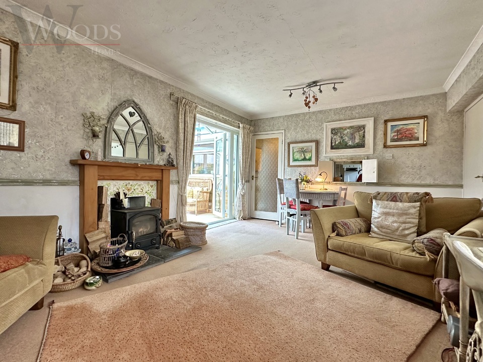 2 bed for sale in Bovey Tracey, Newton Abbot  - Property Image 2