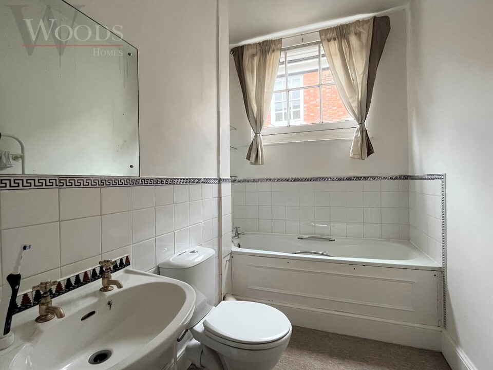 1 bed apartment for sale in Waterside House The Plains, Totnes  - Property Image 5