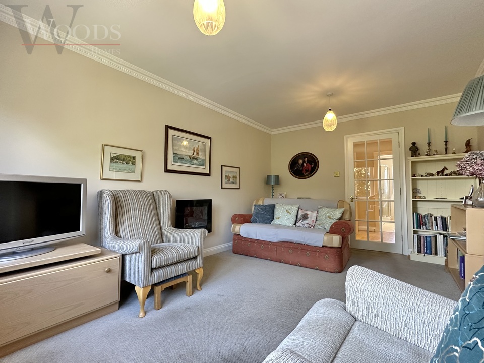 2 bed apartment for sale in Throgmorton House New Walk, Totnes  - Property Image 2