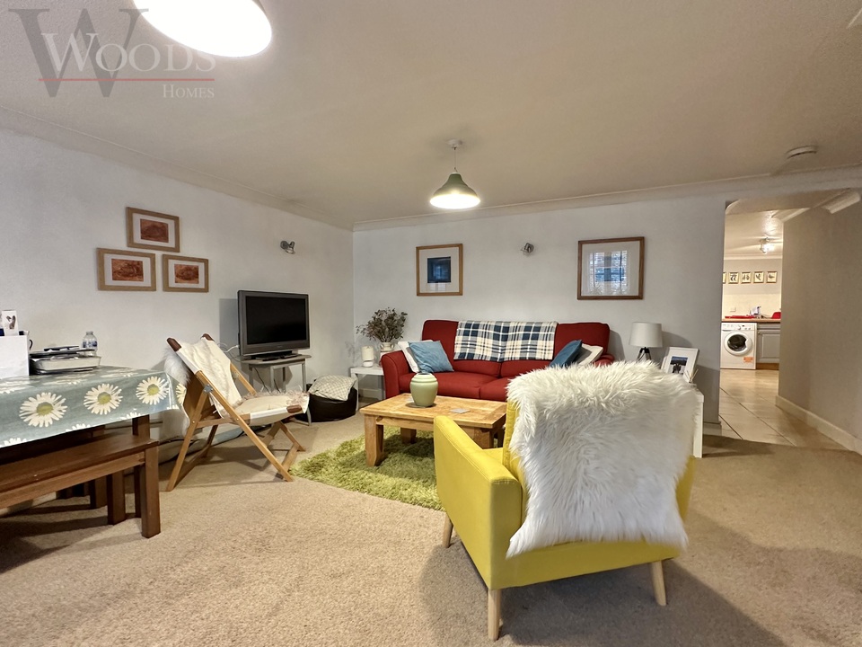 2 bed apartment for sale in Victoria Street, Totnes  - Property Image 12