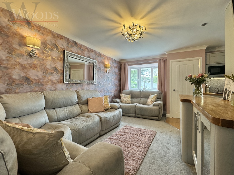3 bed bungalow for sale in Quarry Close, Totnes  - Property Image 1