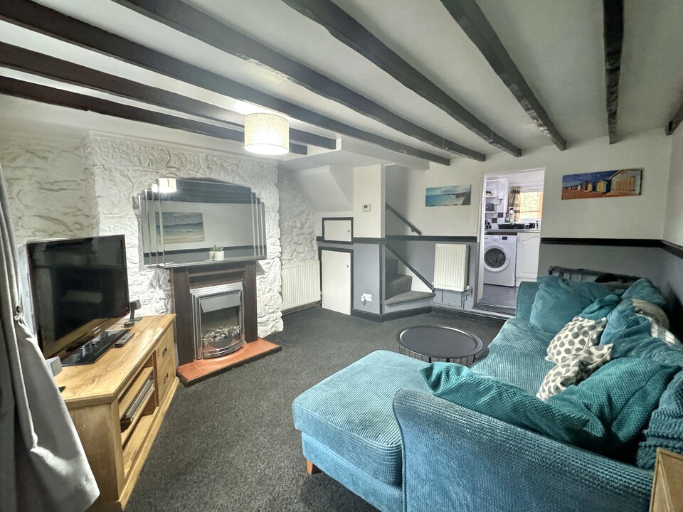 1 bed cottage for sale in Fore Street, Kingsteignton  - Property Image 2