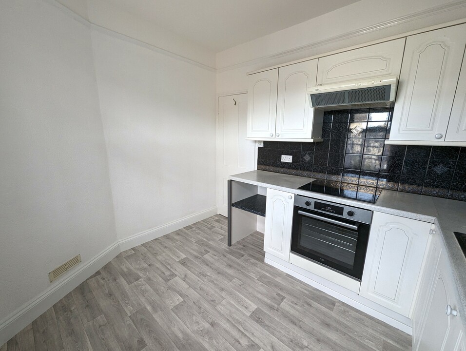 2 bed apartment to rent in Decoy Road, Newton Abbot  - Property Image 6