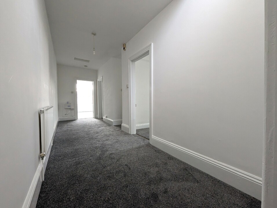 2 bed apartment to rent in Decoy Road, Newton Abbot  - Property Image 11