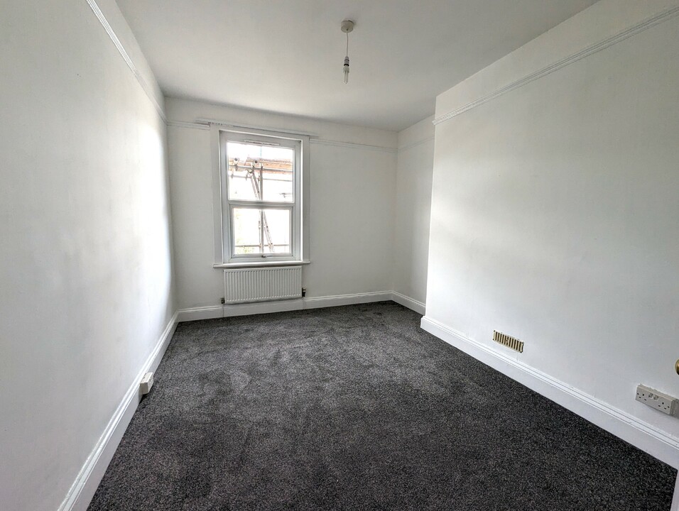 2 bed apartment to rent in Decoy Road, Newton Abbot  - Property Image 8