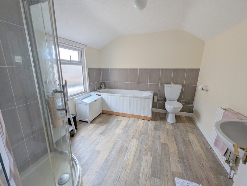 2 bed terraced house to rent in Prospect Terrace, Newton Abbot  - Property Image 9