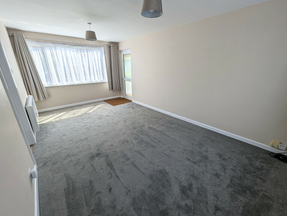2 bed apartment to rent in Kingskerswell, Newton Abbot  - Property Image 3