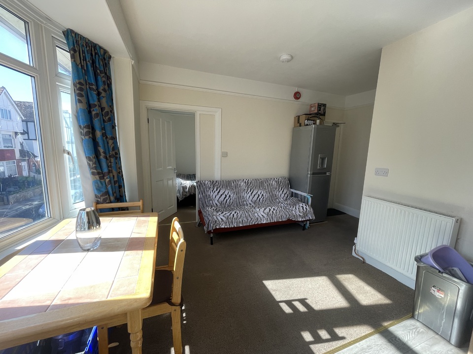 1 bed apartment to rent in Norman Road, Paignton  - Property Image 3