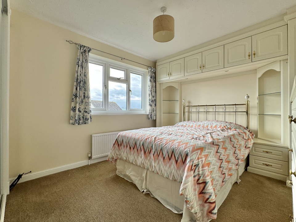 5 bed detached house for sale in Kingsteignton, Kingsteignton  - Property Image 5