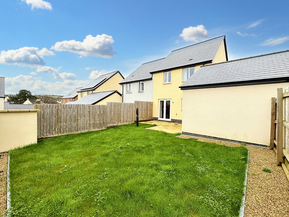 3 bed semi-detached house for sale in Spinners Square, Chudleigh  - Property Image 8