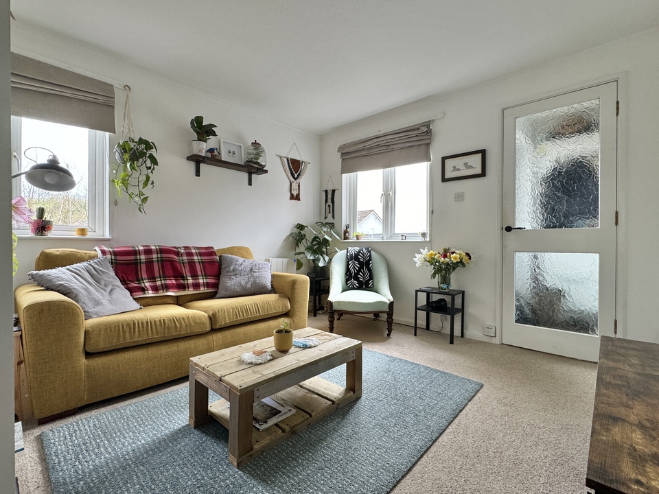 1 bed for sale in Kingsteignton, Newton Abbot  - Property Image 2