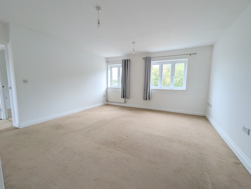 2 bed apartment to rent in Old Newton Road, Heathfield  - Property Image 3