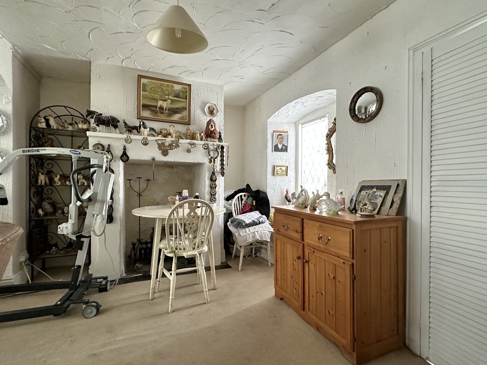 2 bed cottage for sale in Bovey Tracey, Bovey Tracey  - Property Image 3