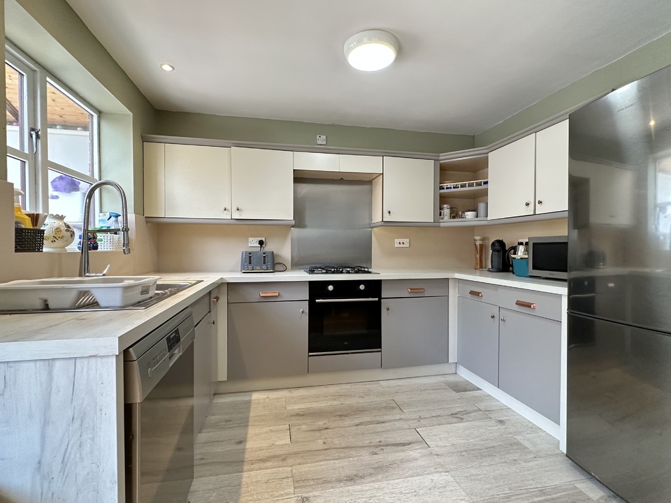 3 bed detached house for sale in Chudleigh, Chudleigh  - Property Image 11