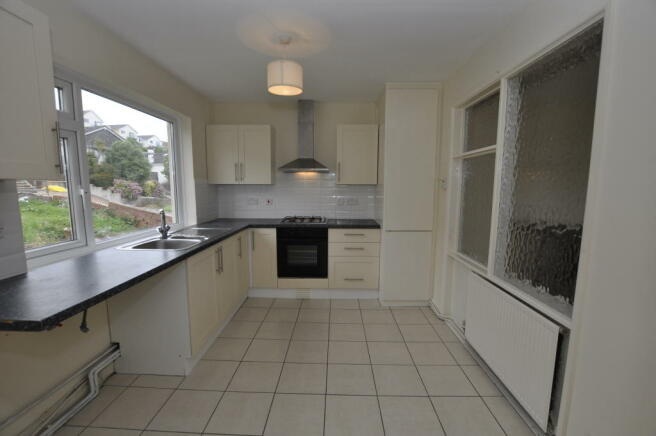 3 bed detached house to rent in Penwill Way, Paignton  - Property Image 3