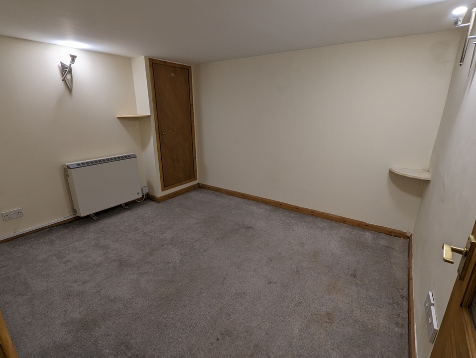 1 bed apartment to rent in Fore Street, Newton Abbot  - Property Image 6