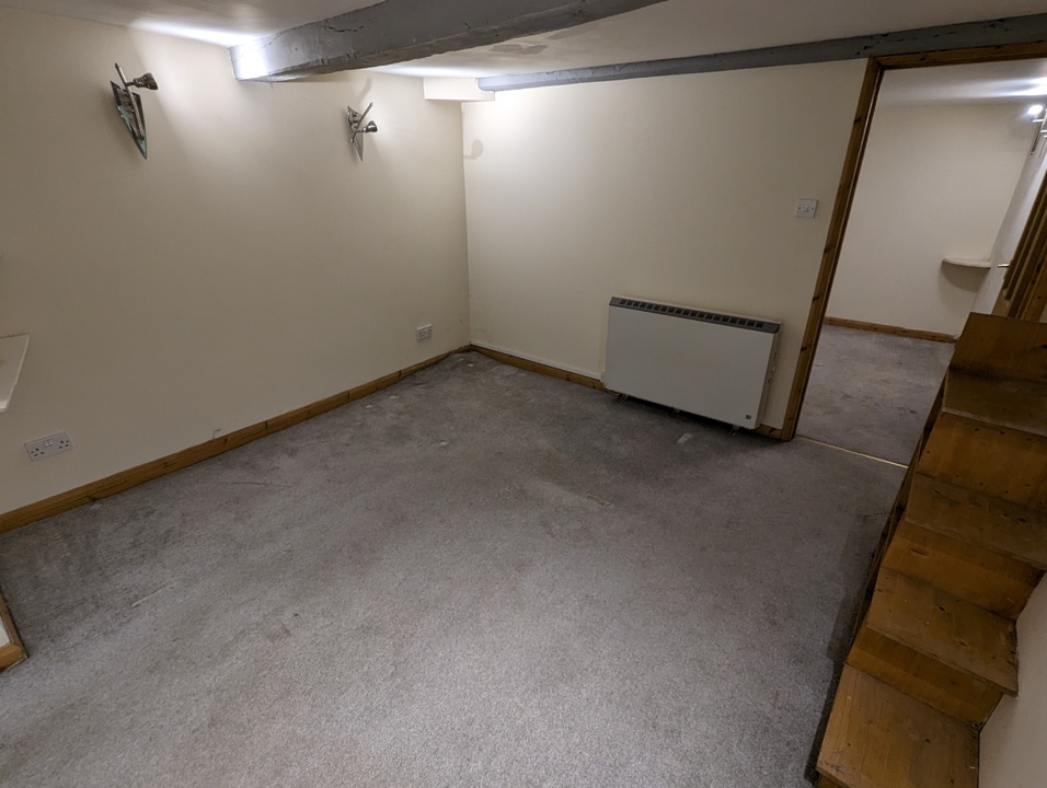 1 bed apartment to rent in Fore Street, Newton Abbot  - Property Image 7