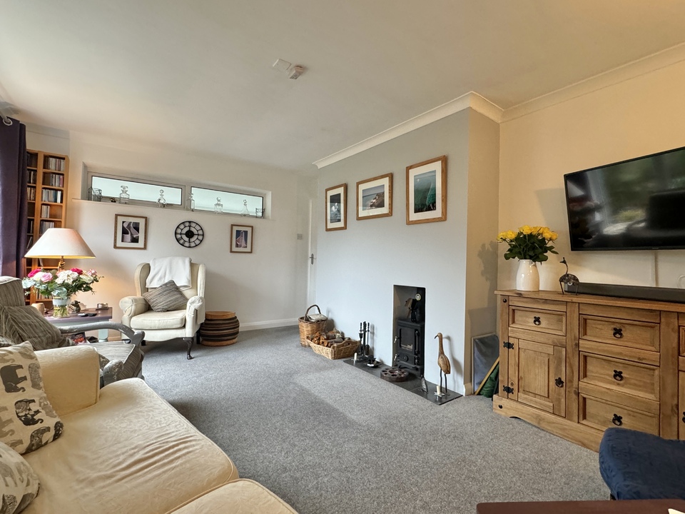 2 bed detached bungalow for sale in Abbotskerswell, Newton Abbot  - Property Image 3