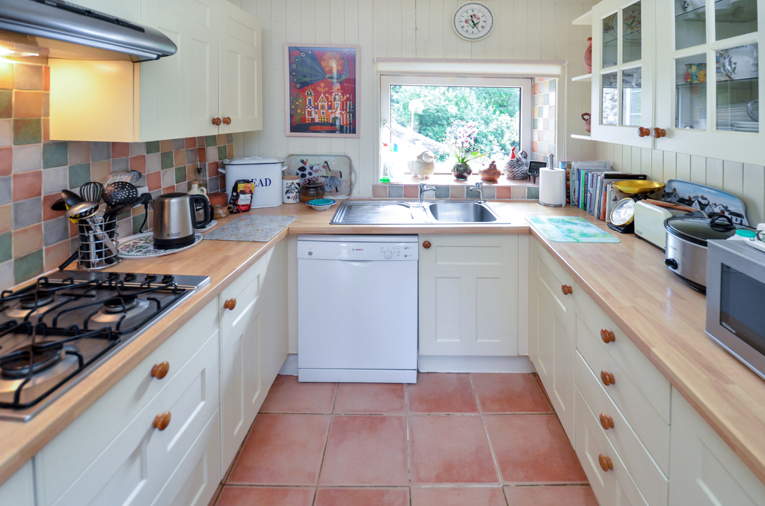 3 bed end of terrace house for sale in Rock Road, Chudleigh  - Property Image 5