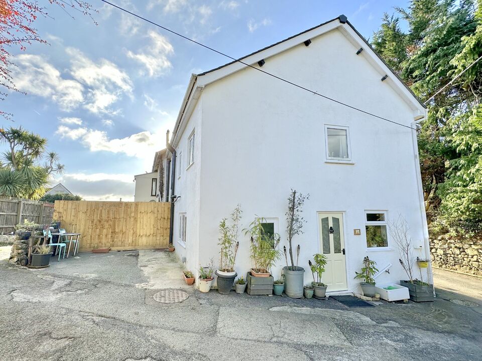2 bed cottage for sale in South Knighton, Newton Abbot  - Property Image 1