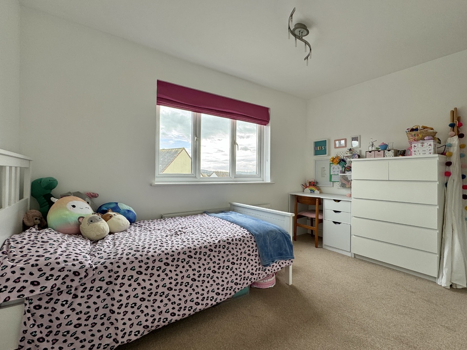 3 bed detached house for sale in Rydon Acres, Kingsteignton  - Property Image 8
