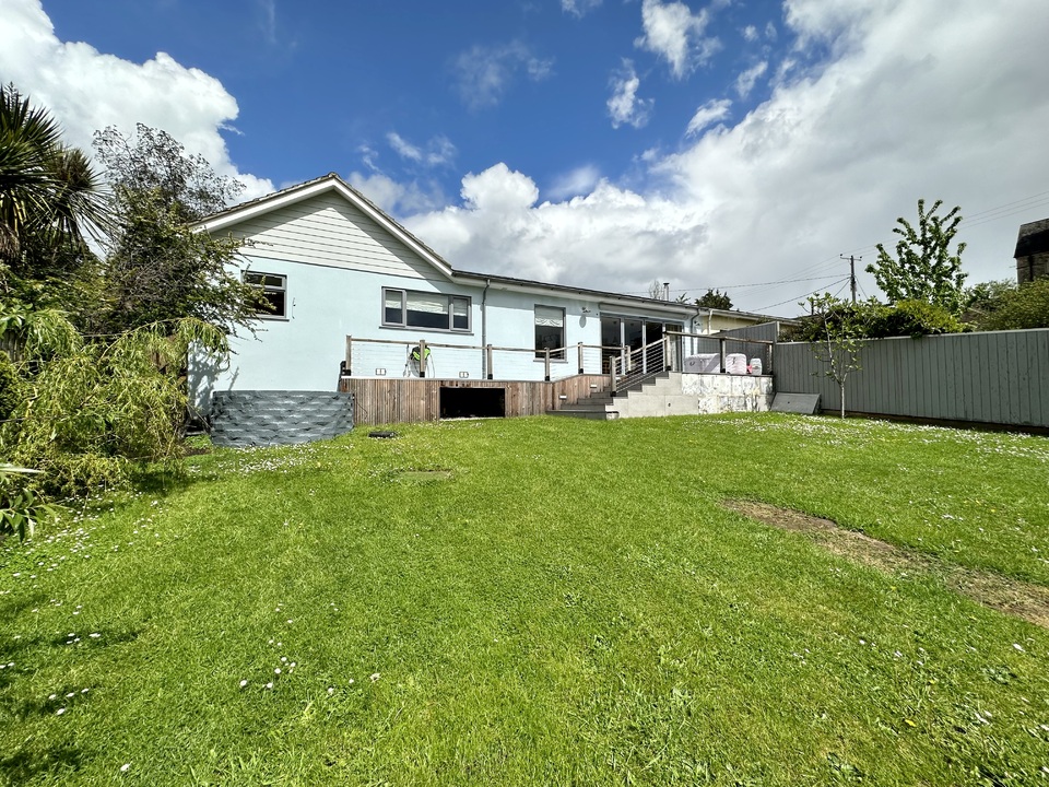 4 bed bungalow for sale in Devon House Drive, Bovey Tracey  - Property Image 17