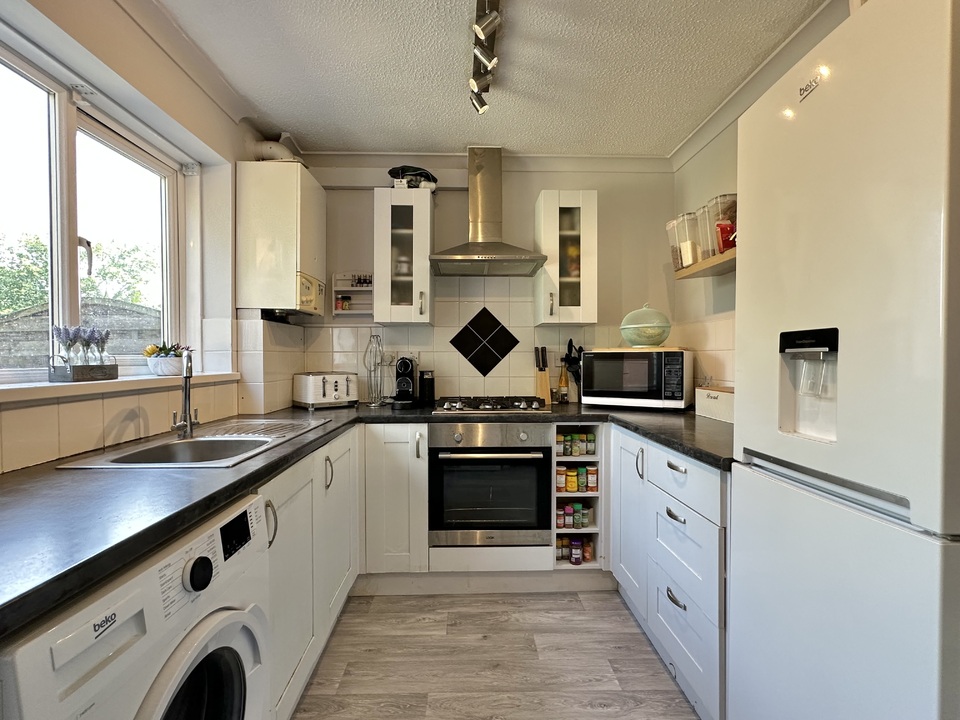 2 bed semi-detached house for sale in Kingsteignton, Newton Abbot  - Property Image 4