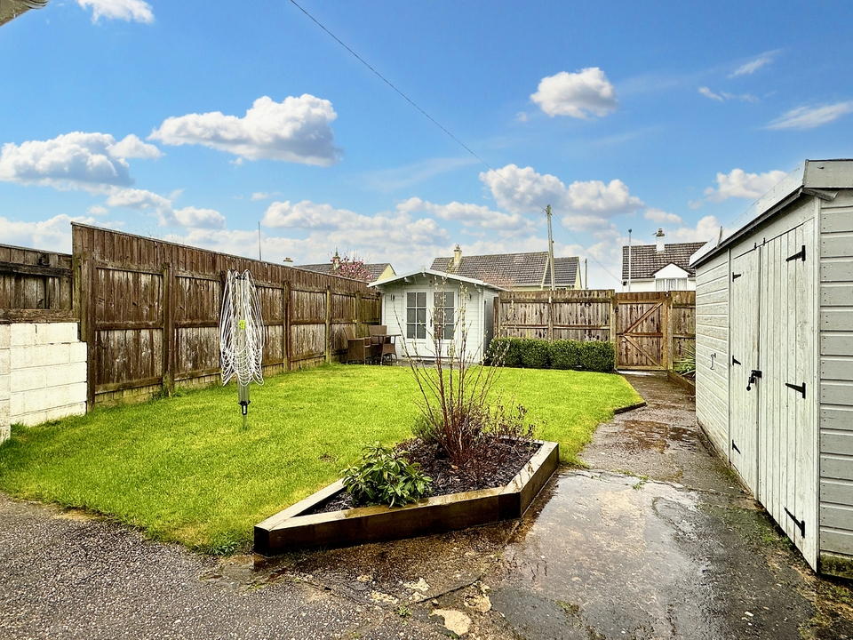 3 bed end of terrace house for sale in New Park Road, Kingsteignton  - Property Image 15