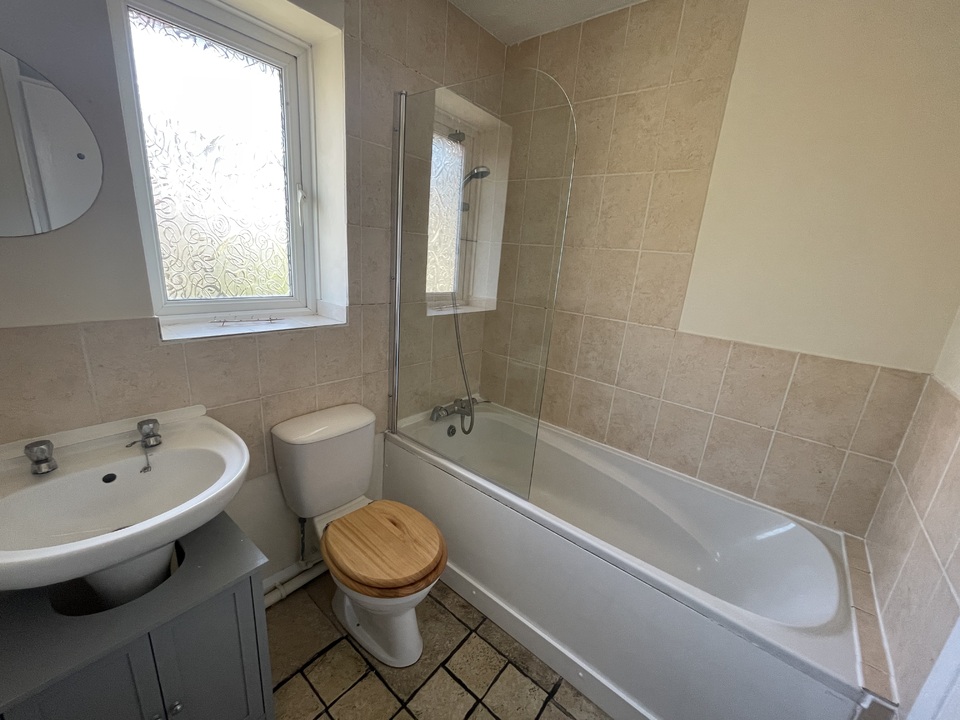 2 bed terraced house to rent in Heathfield, Newton Abbot  - Property Image 10