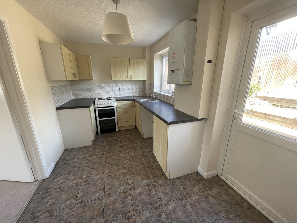2 bed terraced house to rent in Heathfield, Newton Abbot  - Property Image 9